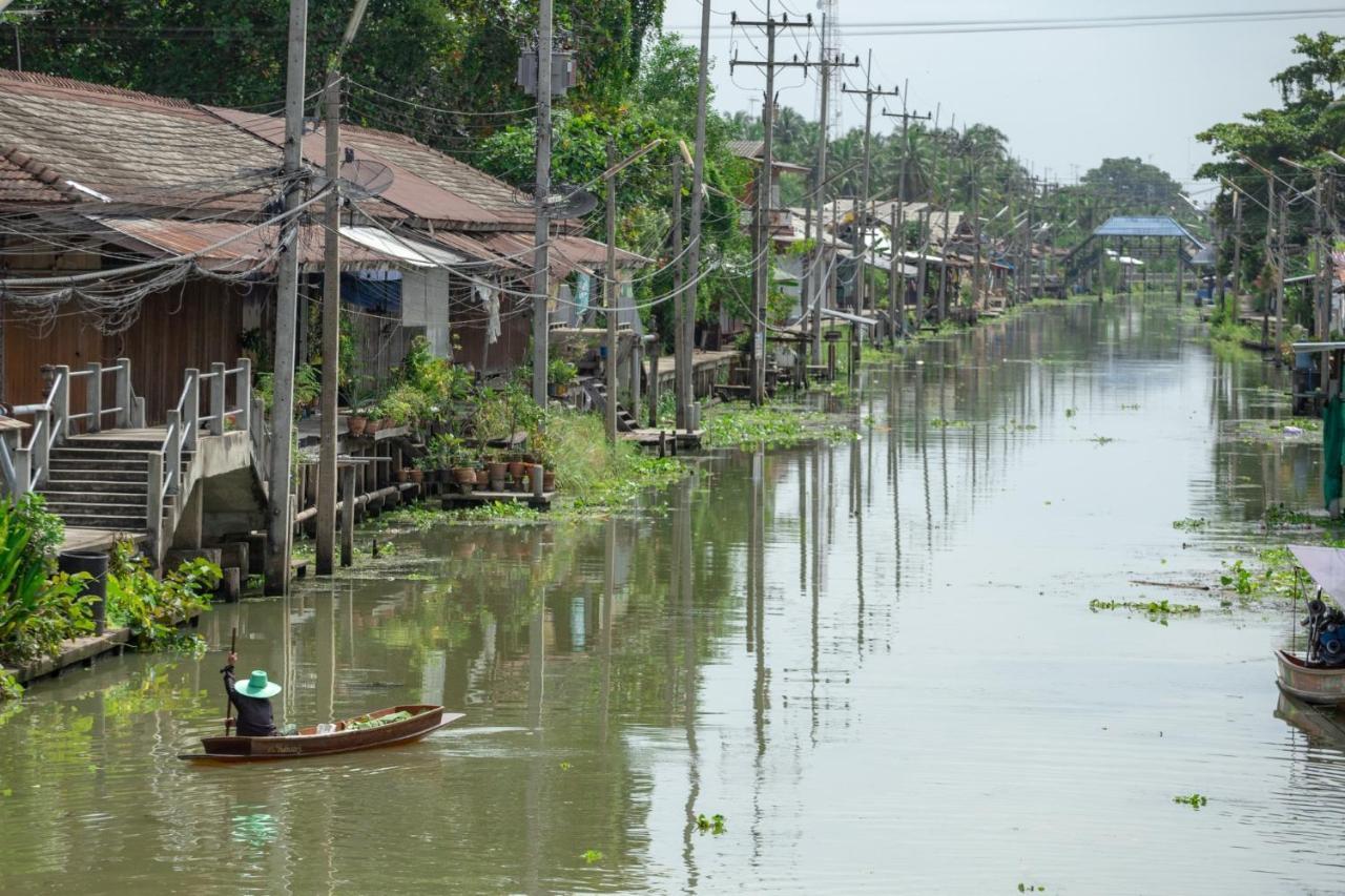 Reuan Vilawan Ratchaburi Bagian luar foto