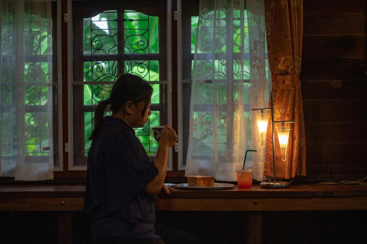 Reuan Vilawan Ratchaburi Bagian luar foto