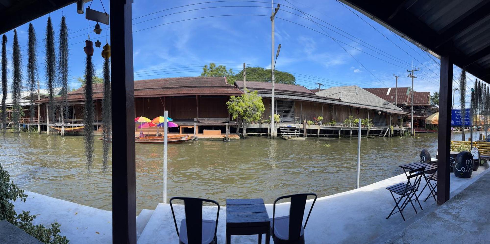 Reuan Vilawan Ratchaburi Bagian luar foto